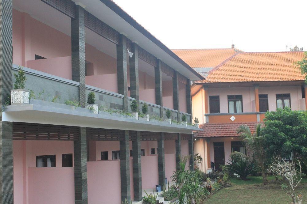 Pecatu Kenanga Inn מראה חיצוני תמונה