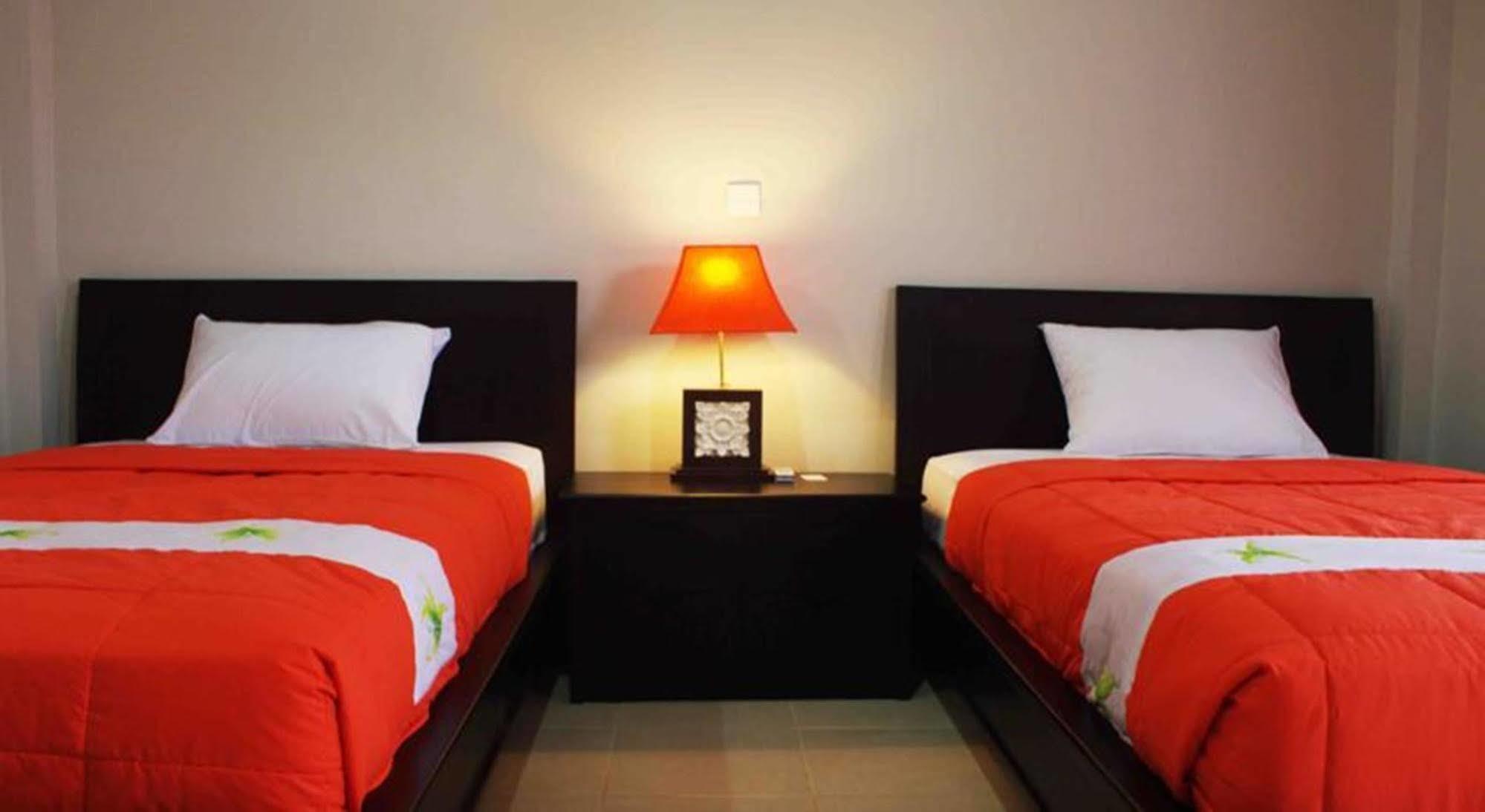 Pecatu Kenanga Inn מראה חיצוני תמונה