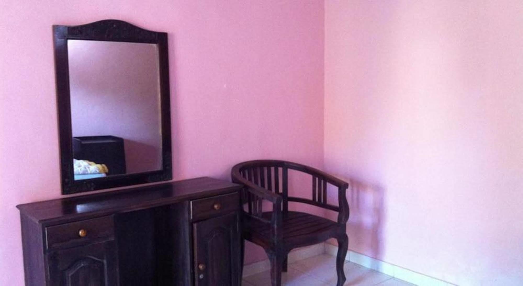 Pecatu Kenanga Inn מראה חיצוני תמונה