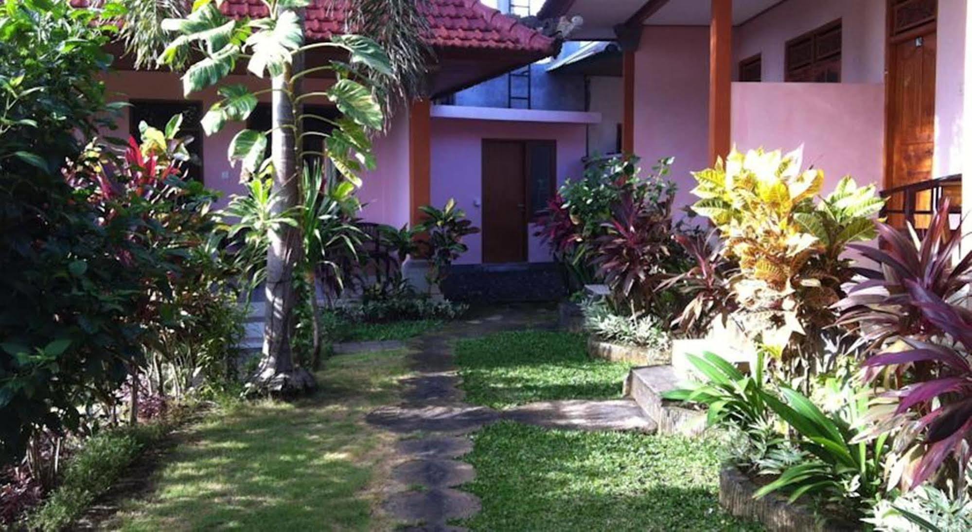 Uluwatu Kenanga Inn מראה חיצוני תמונה